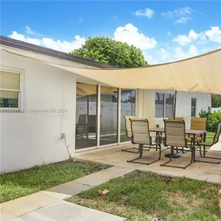 Image 2 - 416 Ne 29th St, Wilton Manors, Florida, 33334 - House for sale