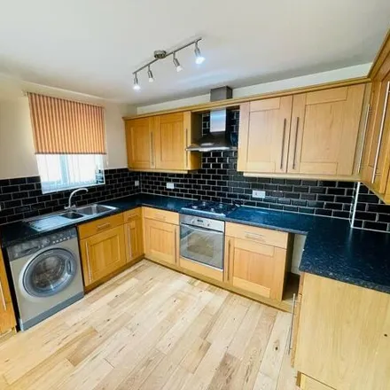 Rent this 2 bed room on Leatham Avenue in Rawmarsh, S61 1AD