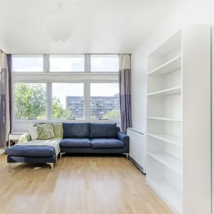 Image 3 - Metro Central Heights, 119 Newington Causeway, London, SE1 6FL, United Kingdom - Apartment for sale