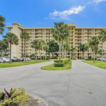 Buy this 2 bed condo on Palms Course in Estates Drive, Pompano Beach