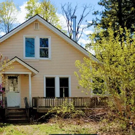 Buy this 2 bed house on 38 Tyler Avenue in Bangor, ME 04401