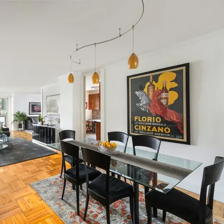 Buy this studio apartment on 300 EAST 40TH STREET in Murray Hill