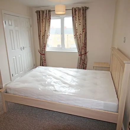 Rent this 2 bed apartment on Adventurers Quay in Cardiff, CF10 4NS