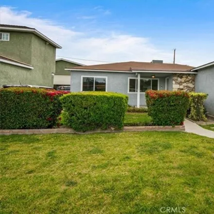 Rent this 3 bed house on Alley n/o Victory Boulevard in Burbank, CA 91520