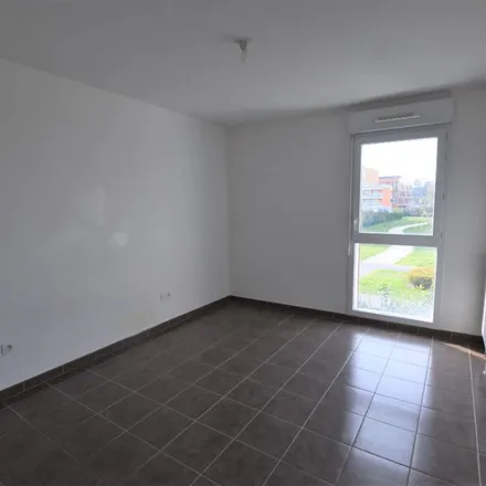 Rent this 2 bed apartment on 62 Rue René Cassin in 77176 Savigny-le-Temple, France