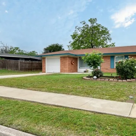 Image 2 - 391 Rexford Drive, San Antonio, TX 78216, USA - House for sale