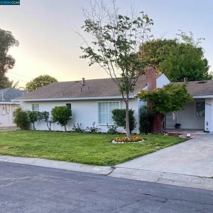 Buy this 4 bed house on 2350 Belmont Rd in Concord, California