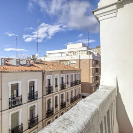 Image 9 - Calle del Castillo, 12, 28010 Madrid, Spain - Apartment for rent