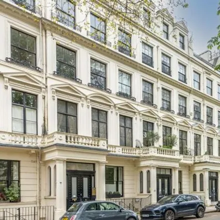 Image 4 - 19 Queen's Gardens, London, W2 3BE, United Kingdom - Apartment for sale