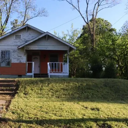 Buy this 2 bed house on 212 East 17th Street in North Little Rock, AR 72114