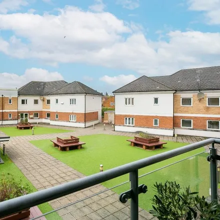Rent this 2 bed apartment on Ley Farm Close in Meriden, WD25 9BL