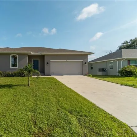 Rent this 4 bed house on 267 Annapolis Lane in Rotonda, Charlotte County
