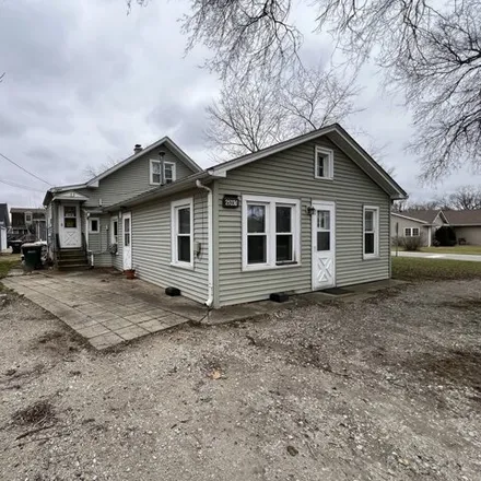 Buy this 2 bed house on 583 West Bridge Street in Channahon, IL 60410