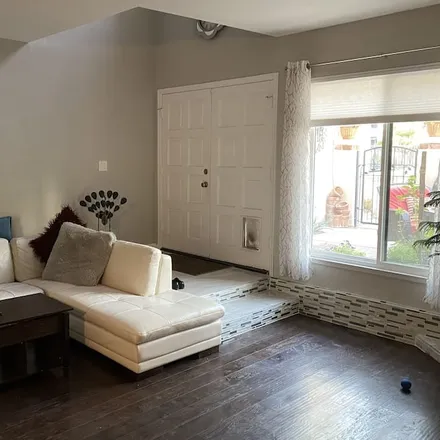 Rent this 3 bed townhouse on Phoenix