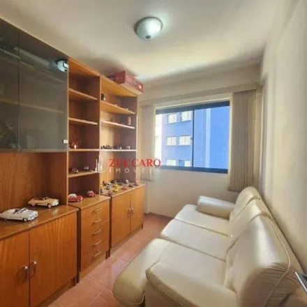 Buy this 3 bed apartment on Avenida Doutor Timoteo Penteado 97 in Centro, Guarulhos - SP
