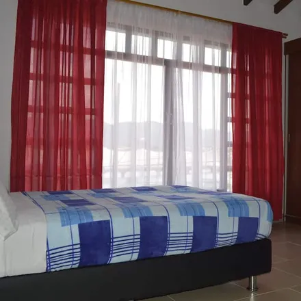 Rent this 2 bed house on Guatapé in Oriente, Colombia