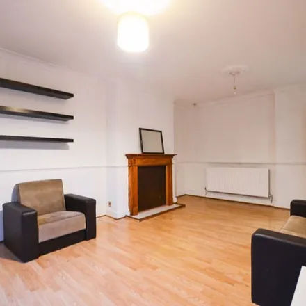 Image 4 - 2-22 Daley Street, London, E9 6HR, United Kingdom - Townhouse for rent