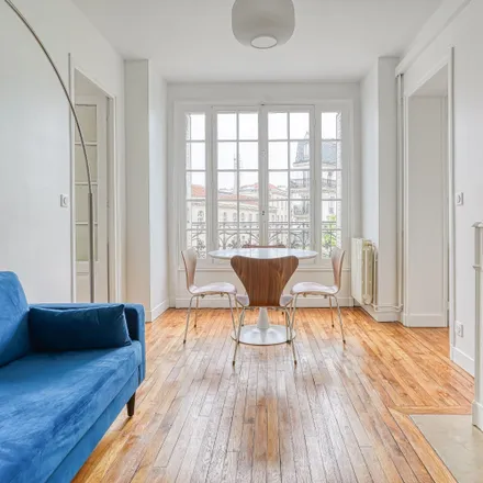 Rent this 3 bed apartment on 187 Rue Marcadet in 75018 Paris, France