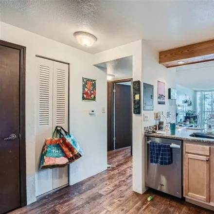 Image 3 - The Spanish Towers, 805 29th Street, Boulder, CO 80303, USA - Condo for sale