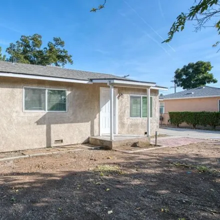 Image 2 - 2485 S Page Ave, Fresno, California, 93725 - House for sale