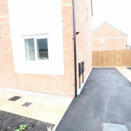 Rent this 3 bed duplex on Hartnup Street in Liverpool, L5 1TP