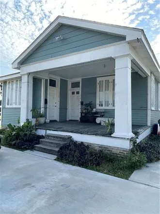 Rent this 2 bed duplex on 1302 Helios Avenue in Indian Beach, Metairie