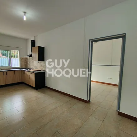 Rent this 2 bed apartment on Chez Yves et Ludo in Rue du Levant, 30240 Le Grau-du-Roi