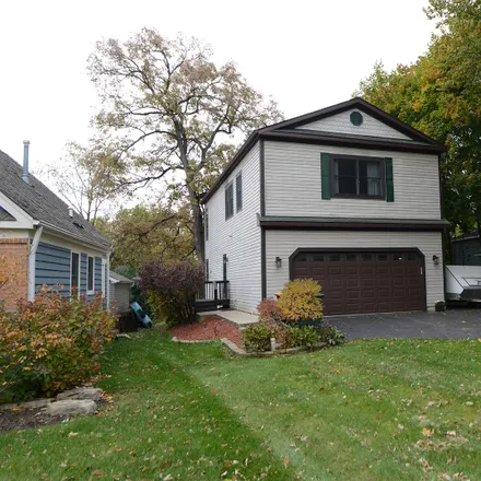 Buy this 2 bed house on 4301 Bayview Drive in McHenry County, IL 60014