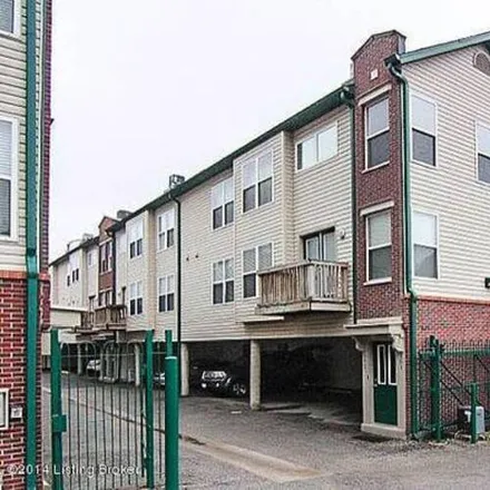 Image 6 - 941 Baxter Avenue, Unit unit 105 - Condo for rent