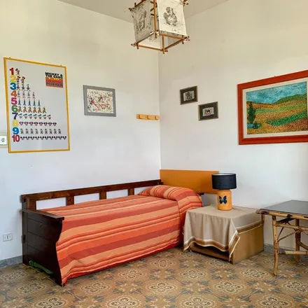 Rent this 1 bed apartment on Monumento ai Caduti in Piazza Giacomo Matteotti, 88100 Catanzaro CZ