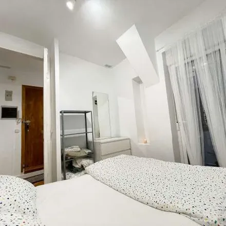 Image 3 - Calle de Argumosa, 28012 Madrid, Spain - Apartment for rent