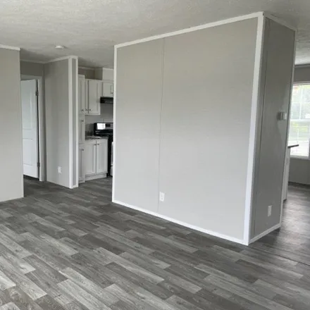 Buy this studio apartment on 423 North Jack Pine Circle in Genesee Charter Township, MI 48506