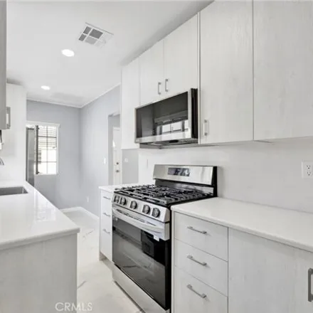 Image 4 - 340 West Elk Avenue, Glendale, CA 91204, USA - Apartment for rent