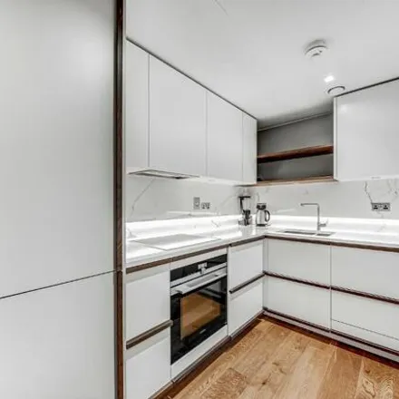Image 3 - Westmark, Newcastle Place, London, W2 1EF, United Kingdom - Apartment for rent