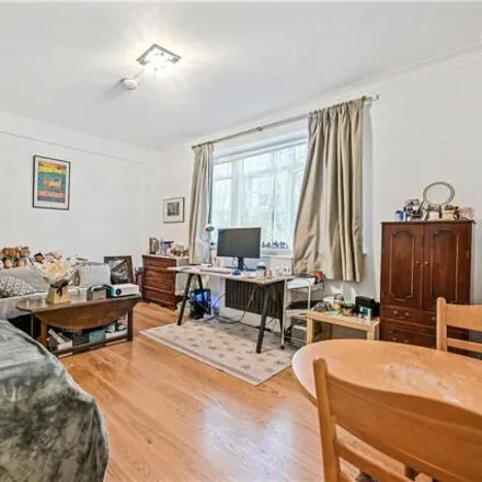 Buy this studio loft on Vicarage Court in Vicarage Gate, London