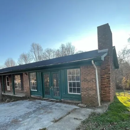 Buy this 3 bed house on 286 Brush Arbor Road in Williamsburg, KY 40769