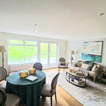 Image 3 - Meadowbank, Primrose Hill, London, NW3 3AY, United Kingdom - Townhouse for rent