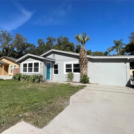 Buy this 3 bed house on 25th Street in Orange County, FL 32855