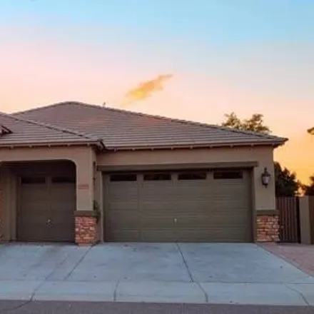 Rent this 4 bed house on 28416 North 52nd Place in Phoenix, AZ 85331