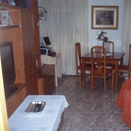 Rent this 1 bed apartment on Madrid in Usera, ES