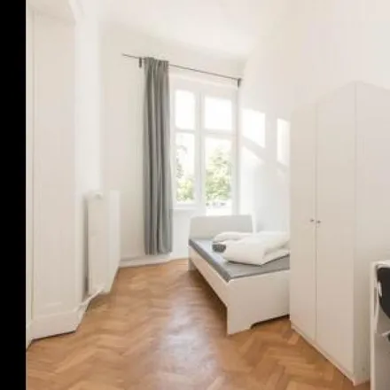Rent this 8 bed room on Biebricher Straße 15 in 12053 Berlin, Germany