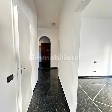 Image 2 - Via Percile 4 rosso, 16164 Genoa Genoa, Italy - Apartment for rent
