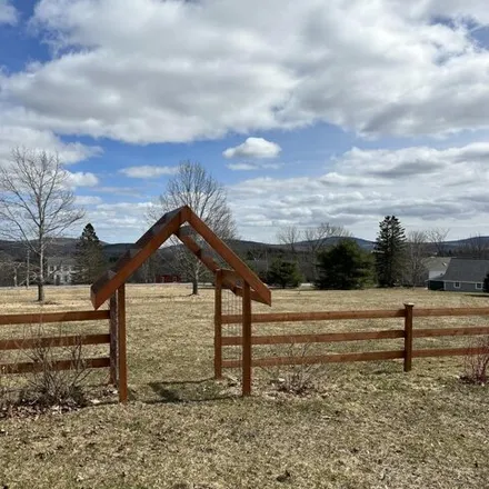 Image 2 - 186 South Road, Holden, Penobscot County, ME 04429, USA - House for sale