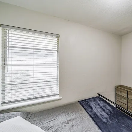 Image 2 - Haltom City, TX, US - Room for rent