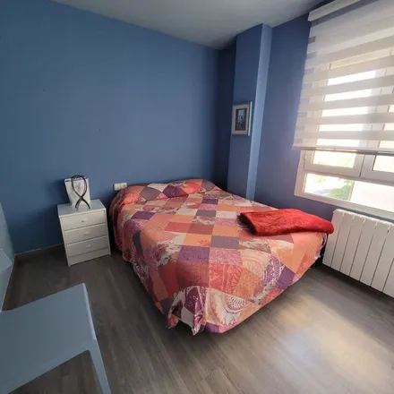 Rent this 3 bed apartment on Torre 9 in Carrer del Professor Rafael Casasempere / Calle Profesor Rafael Casasempere, 1