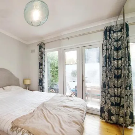Image 7 - Balmoral Road, Dudden Hill, London, NW2 5BS, United Kingdom - Apartment for sale