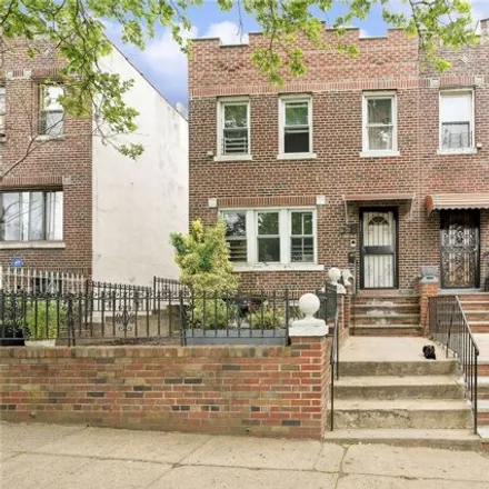 Buy this 5 bed house on 100-16 31st Avenue in New York, NY 11369