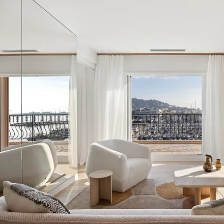 Image 2 - 33 Rue du Pont Saint-Victor, 06400 Cannes, France - Apartment for sale