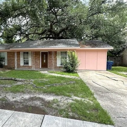 Buy this 3 bed house on 1352 Westlawn Drive in Forest Pines, Slidell