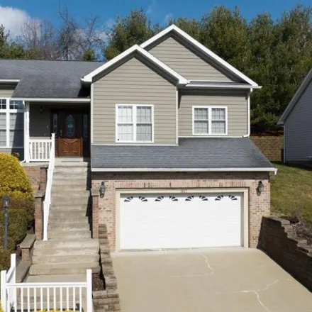 Buy this 4 bed house on 347 Villa View Drive in Monongalia County, WV 26505